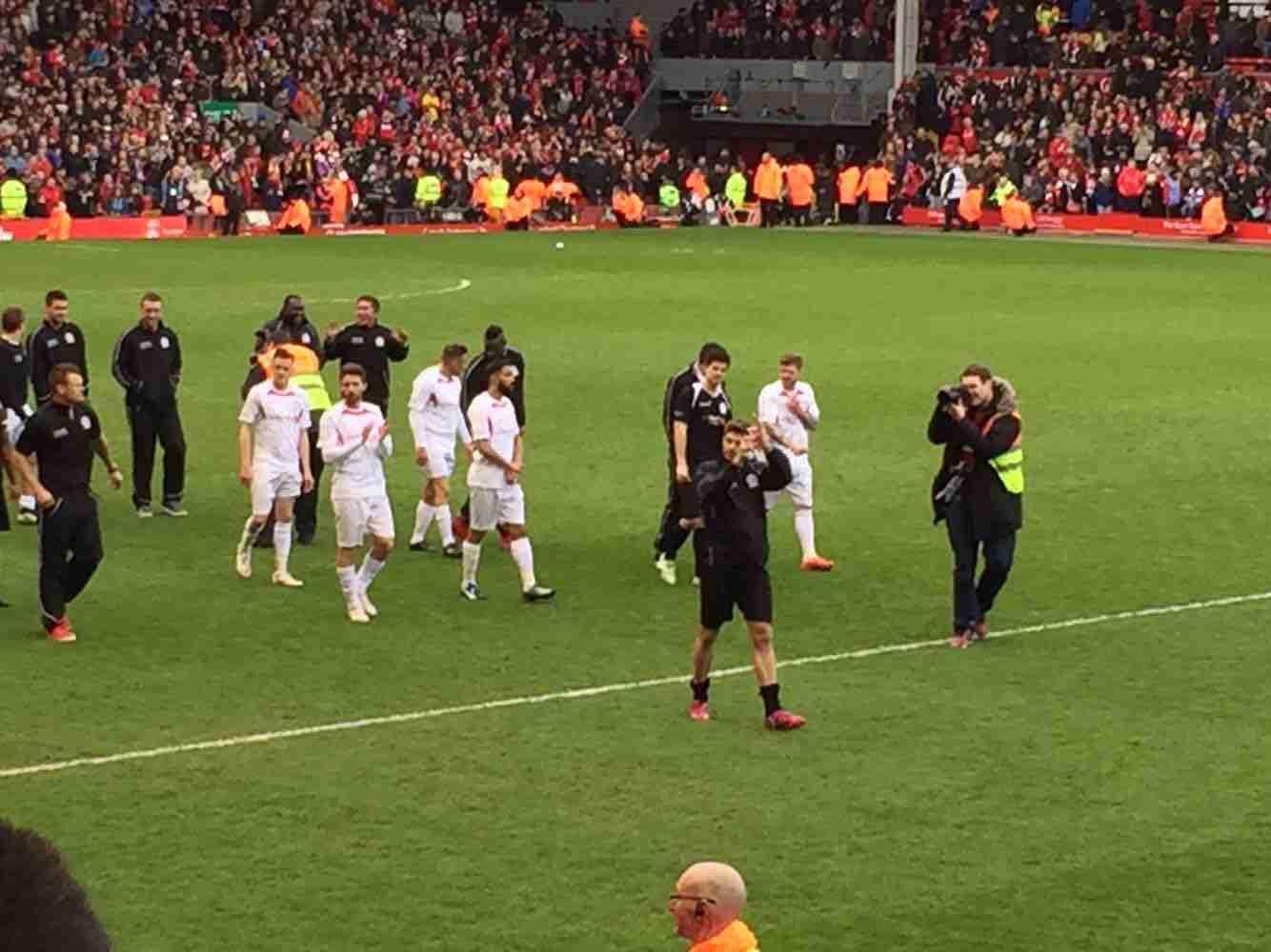 CBA广东男篮险胜辽宁男篮（CBA广东男篮惊险击败辽宁男篮）