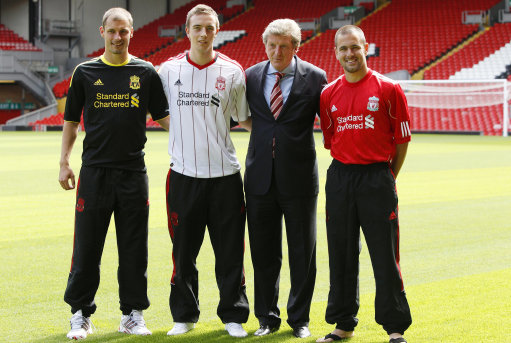 德媒：马延达在桑德兰机会寥寥，法鹰、斯图和狼堡关注（德媒：马延达在桑德兰出场有限，法鹰、斯图、狼堡有意）