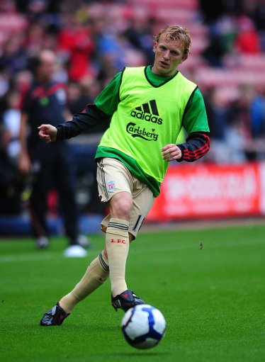 官方：赫伊森因肌肉不适退出本期西班牙国家队集训营（官方通告：赫伊森肌肉不适，缺席本期西班牙队集训）