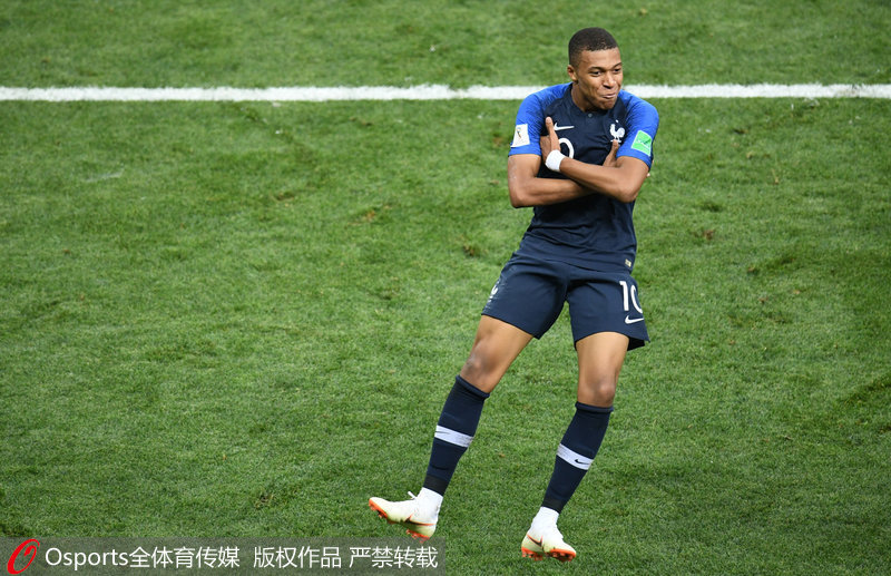 库尔图瓦2025年扑救174次，冠绝五大联赛门将（库尔图瓦2025年174次扑救，五大联赛门将之最）