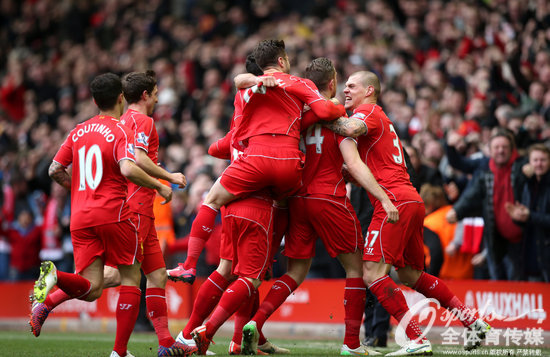 每体：拉波尔塔曾对贝尔纳尔说过，总有一天他会成为巴萨队长（世界体育报：拉波尔塔曾鼓励贝尔纳尔，称其终有一日会戴上巴萨队长袖标）