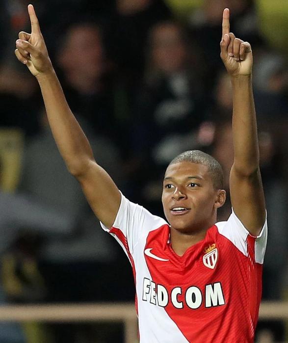 迈阿密国际美职联夺冠后，明年中北美冠军杯将直接进第二轮（迈阿密国际斩获美职联冠军，明年中北美冠军杯直接晋级次轮）