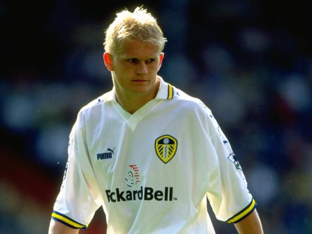 不差钱，阿联酋足协提供5架专机拉球迷去客场看世预赛（豪气出手！阿联酋足协派出5架专机送球迷赴客场看世预赛）